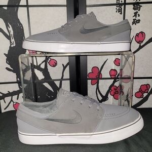 Nike Stefan Janoski Gray Skate Sneakers
